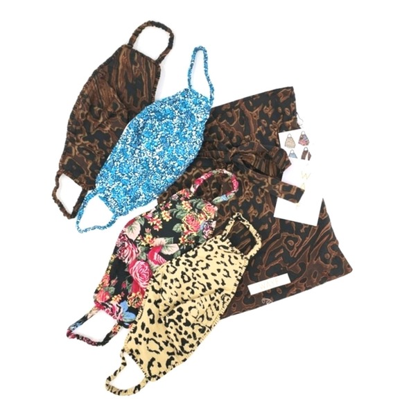NWT Wayf set of 4 Fabric face masks. - Picture 4 of 4